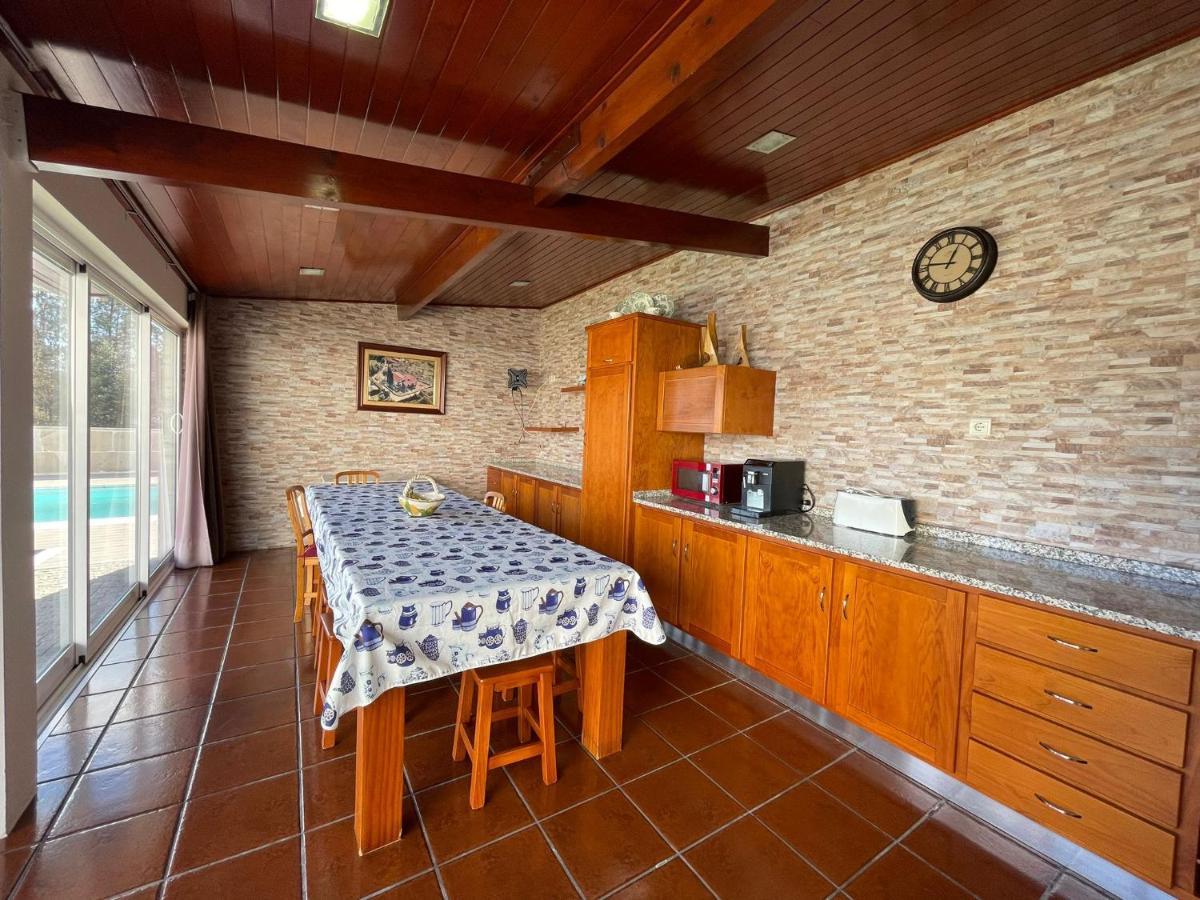 Ucha Villa Barcelos Exterior photo