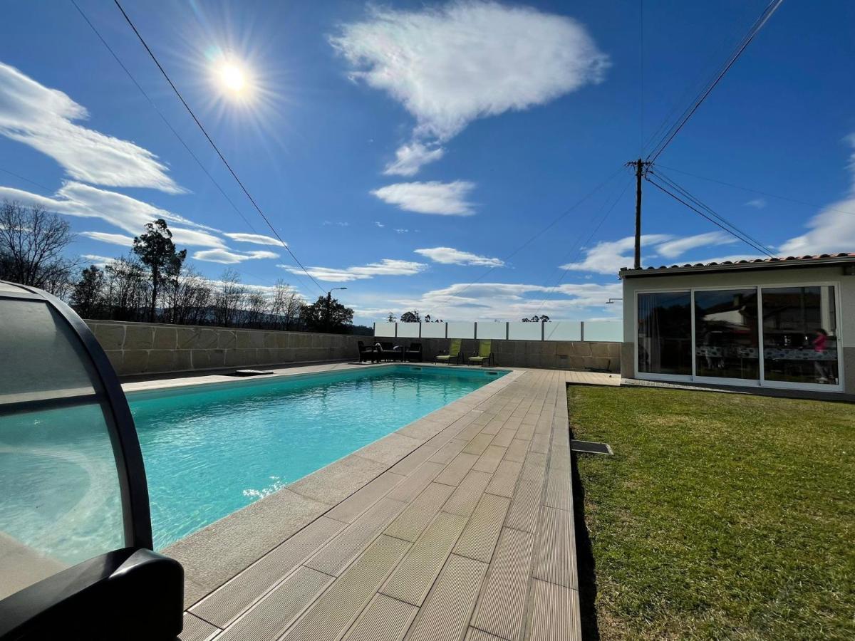 Ucha Villa Barcelos Exterior photo