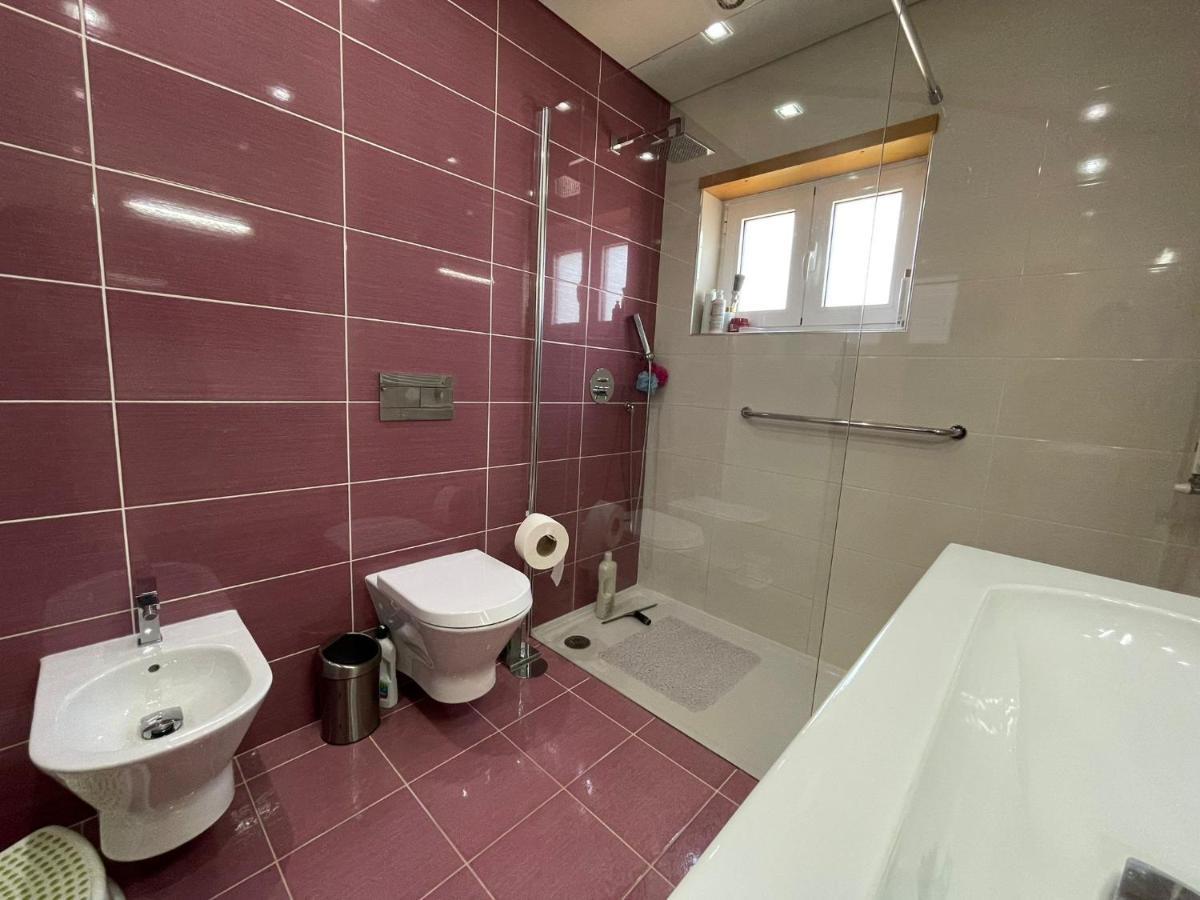 Ucha Villa Barcelos Exterior photo