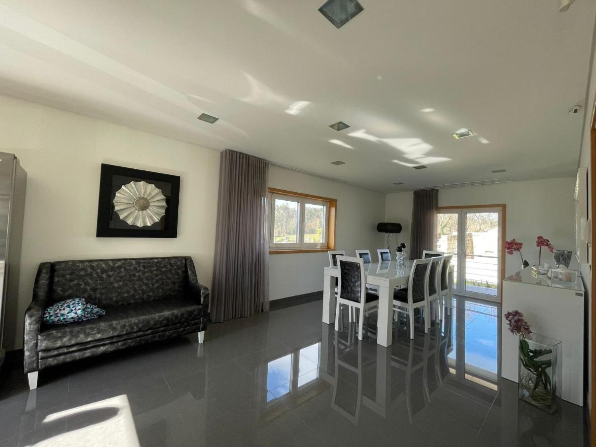 Ucha Villa Barcelos Exterior photo
